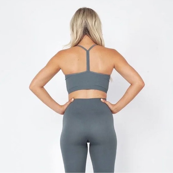 SET ACTIVE ribbed v bra in Slate size small - Picture 3 of 4